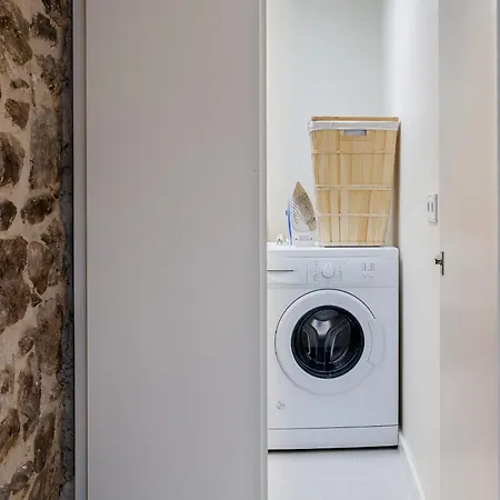 Apartment 8 Geranio Girona